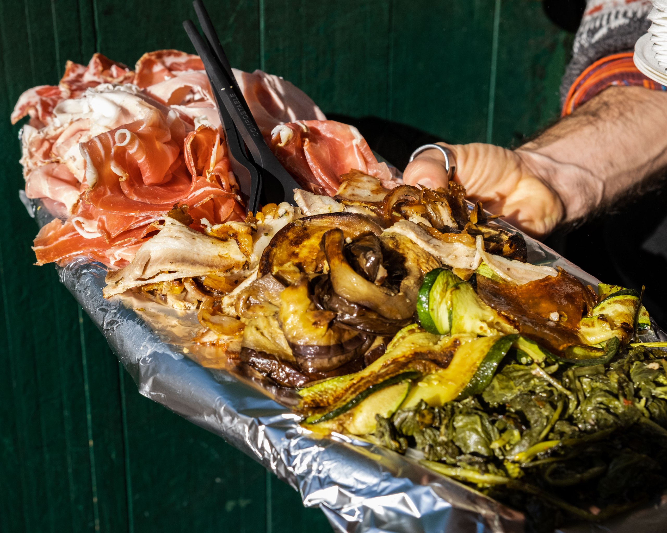 photo 5897810445211470645 w